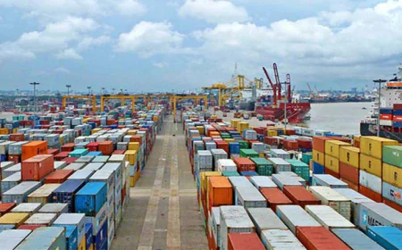 তৈরি পোশাক খাতে এপ্রিলে রপ্তানি আয় ২.৩৯ বিলিয়ন ডলার