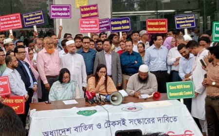 এনবিআরের কর্মকর্তাদের দাবি মেনে নিয়েছে সরকার
