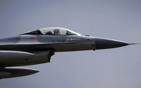 ইউক্রেনকে অস্ত্র সরবরাহে পাল্লা সীমা তুলে নেওয়া ‘অত্যন্ত বিপজ্জনক’: ক্রেমলিন