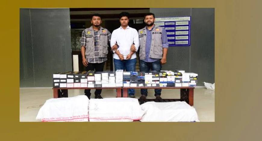 ৩৪৭টি মোবাইল ফোনসহ চোরাকারবারি চক্রের এক সদস্যকে গ্রেফতার করেছে ডিবি