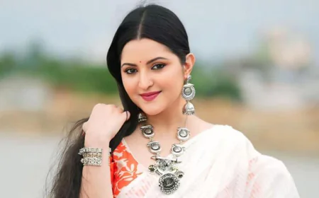 পুকুরে কাচের বাড়ি বানাচ্ছেন পরীমণি!