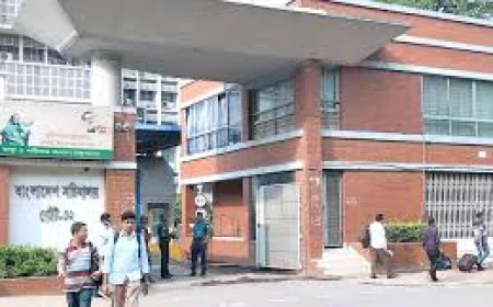 ১০ দিনের ছুটি শেষে রোববার খুলছে সরকারি অফিস