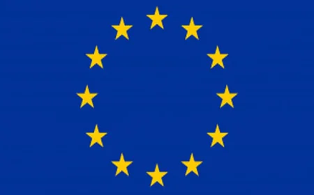 হরমুজ প্রণালি বন্ধ করা হবে ‘চরম বিপজ্জনক’: ইইউ