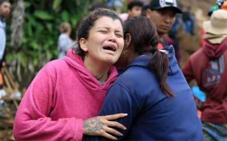 ভূমিধসে কলম্বিয়ায় কমপক্ষে নিহত ১০, আহত ৮