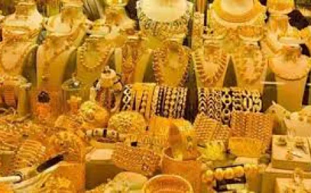 টানা চার দফা বাড়ার পর কমল সোনার দাম