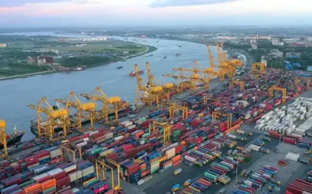 ‘শাটডাউন’ প্রত্যাহার, পুরোপুরি সচল চট্টগ্রাম বন্দর