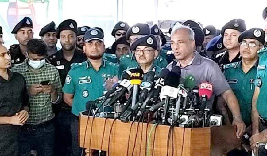 রাজধানীর নিরাপত্তা নিয়ে আমরা ১০০ ভাগ কনফিডেন্ট: স্বরাষ্ট্র উপদেষ্টা