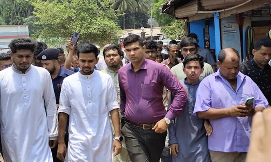 নিজ এলাকার উন্নয়ন কাজ ঘুরে দেখলেন স্থানীয় সরকার উপদেষ্টা