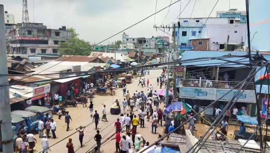 কালিয়াকৈরে বিএনপির কমিটি নিয়ে রণক্ষেত্র, ককটেল বিস্ফোরণ, ধাওয়া পাল্টা ধাওয়া, আহত ৬