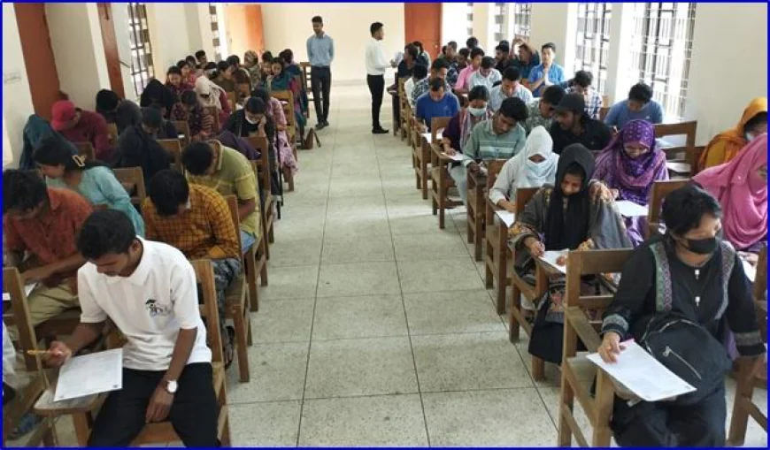 চাহিদার শীর্ষে ফ্রিল্যান্সিং প্রশিক্ষণ: ২৪০০ আসনের বিপরীতে আবেদন ৬০ হাজার!