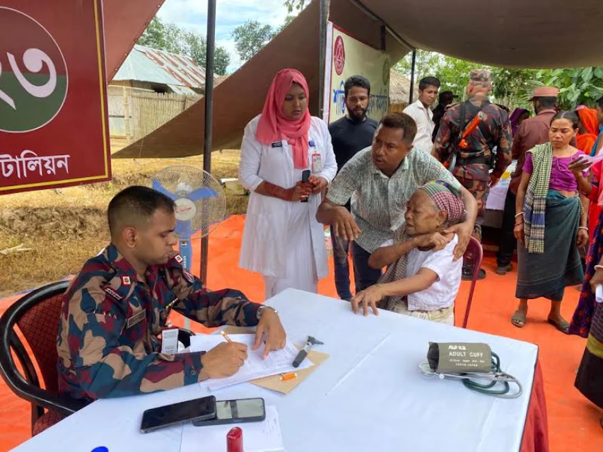 যামিনীপাড়া জোনের উদ্যােগে   বিনামূল্যে চিকিৎসা সেবা ও ওষুধ বিতরণ ।