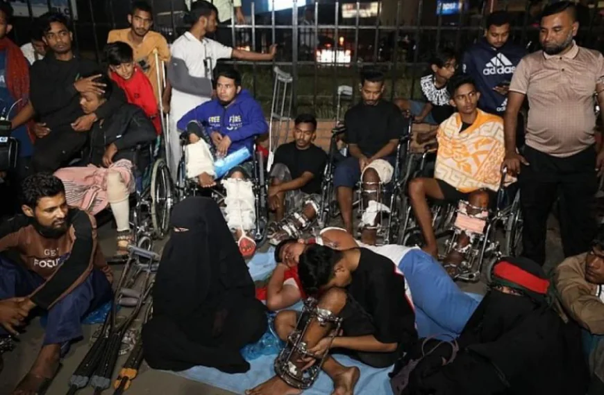 গভীর রাতে হাসপাতালে ফিরে গেলেন জুলাই আন্দোলনে আহতরা