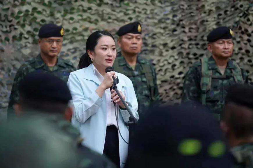 রাজনৈতিক সংকটের মধ্যে মন্ত্রিসভায় রদবদল শুরু করলেন থাই প্রধানমন্ত্রী