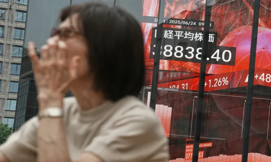 ট্রাম্পের ইরান ইসরাইল যুদ্ধবিরতির ঘোষণায় এশীয় শেয়ারবাজারে ঊর্ধ্বগতি