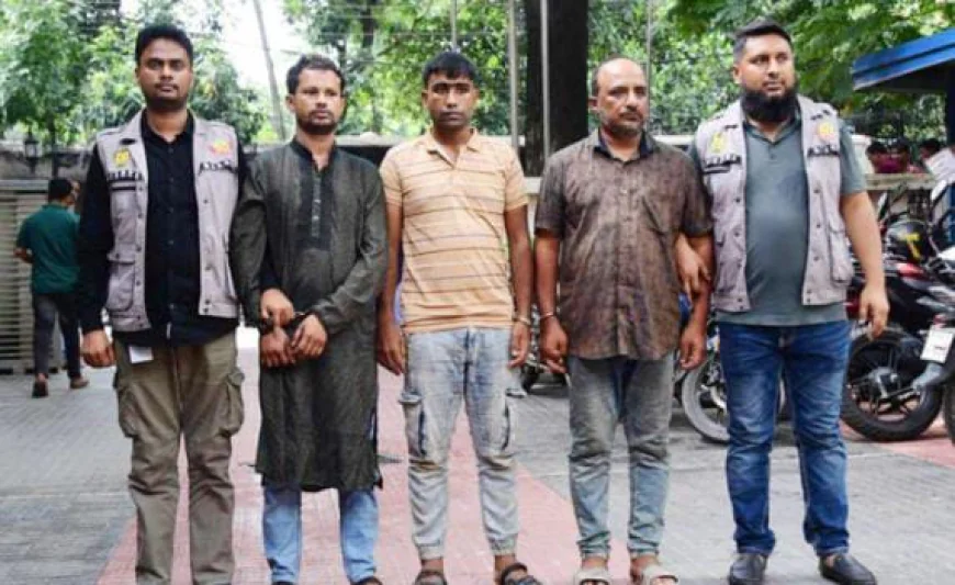 ফকিরাপুলে ডিবিকে লক্ষ্য করে গুলি: শুটার বাপ্পি ও দুই সহযোগী গ্রেফতার