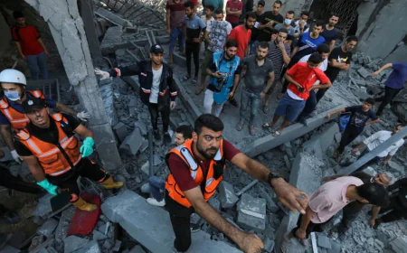 গাজায় স্কুল আশ্রয়কেন্দ্রে ইসরাইলি হামলায় নিহত অন্তত ২৫ : গাজা সিভিল ডিফেন্স