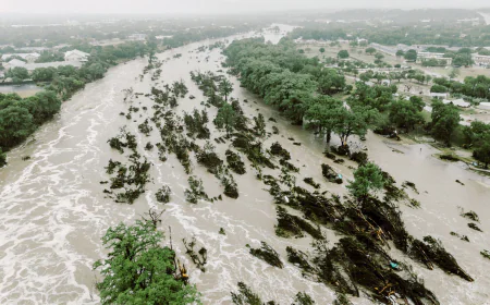 টেক্সাসে আকস্মিক বন্যাটি ‘ভয়াবহ’ : ট্রাম্প