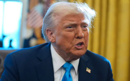 থাইল্যান্ড ও কম্বোডিয়াকে যুদ্ধ বন্ধের আহ্বান জানালেন ট্রাম্প