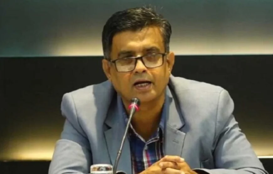 ‘যতক্ষণ দুঃখ প্রকাশ না করছো, তোমরা শান্তি পাবে না’: আওয়ামী লীগকে শফিকুল আলম