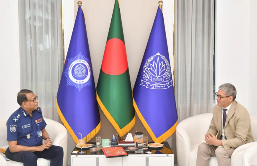 আইজিপির সাথে ইউনেস্কো প্রতিনিধির সাক্ষাৎ