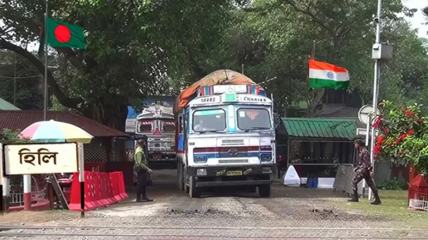 পবিত্র আশুরা উপলক্ষে হিলি স্থলবন্দরে আমদানি-রপ্তানি বন্ধ
