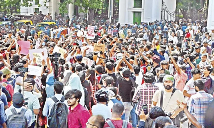 ৩১ জুলাই : ‘মার্চ ফর জাস্টিস’ কর্মসূচিতে পুলিশের বাধা