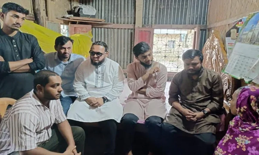 ফেনী সীমান্তে নিহতদের পরিবারের সঙ্গে এনসিপি নেতাদের সাক্ষাৎ