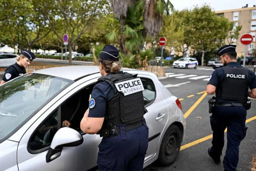 ফ্রান্সে ভিড়ের মধ্যে গাড়ি চাপায় ১ নিহত, ৫ আহত