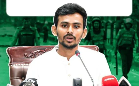 উপদেষ্টা আসিফ মাহমুদ চান মানবতাবিরোধী অপরাধীদের কঠোর শাস্তি