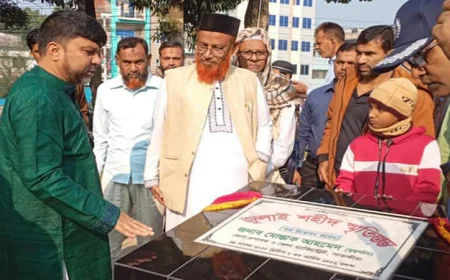 সাতক্ষীরায় জুলাই শহীদ স্মৃতি স্তম্ভের উদ্বোধন