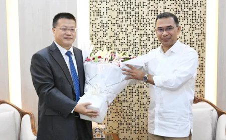 প্রধানমন্ত্রী তারেক রহমানকে চীন সফরের আমন্ত্রণ